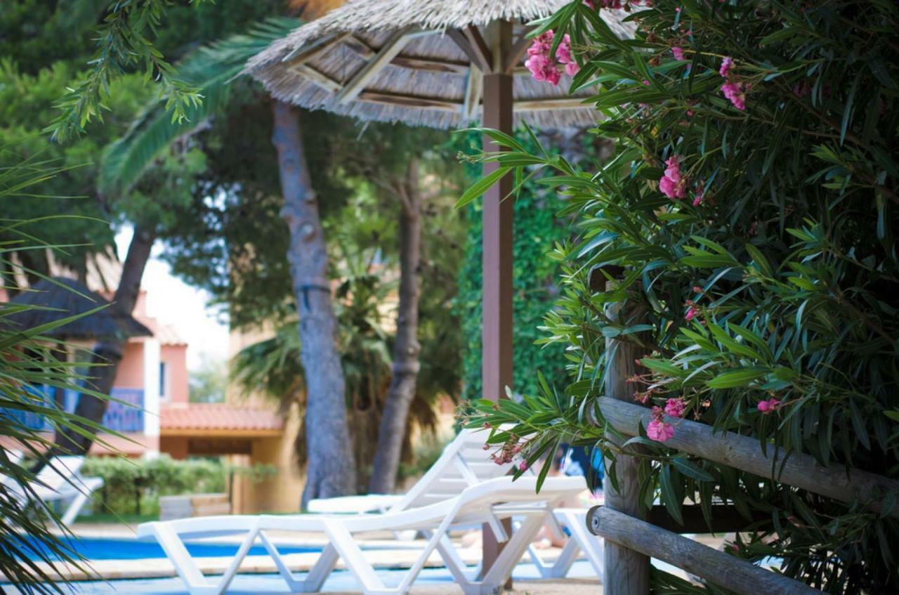 Malibu Village Residence De Standing กาเนต์-อ็อง-รูสซียง ภายนอก รูปภาพ